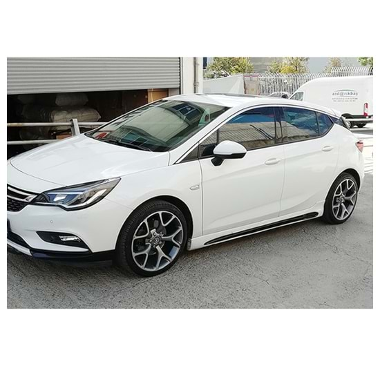 Opel Astra K 2015+ - Marşpiyel Sport, Boyasız Vakum, Set